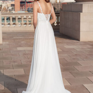 Alyce Paris 7018 Chiffon Dream Bridal Gown