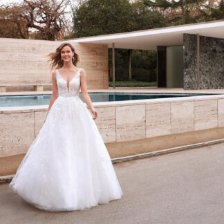 Alyce Paris 7039 Timeless Romance Unveiled